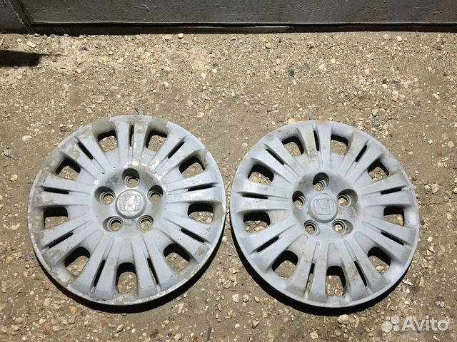 Колпаки 2 шт. Honda r15 оригинал