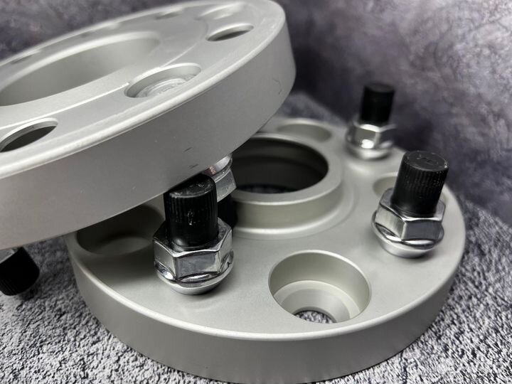 Проставки колесные infiniti