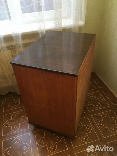Тумба времен СССР, дерево