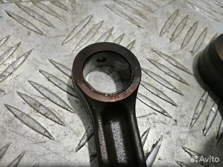 Шатун двигателя VQ35DE, 3.5L Nissan