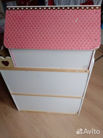 Домик кукольный с мебелью