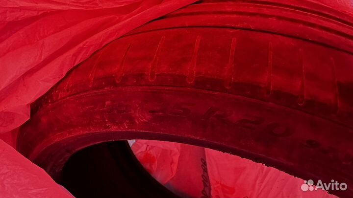 Pirelli P Zero 255/35 R20