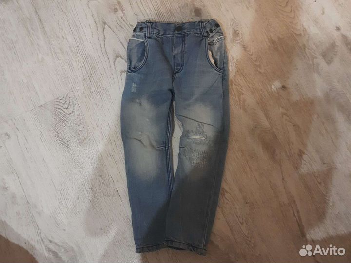 Джинсы zara для мальчика 104см