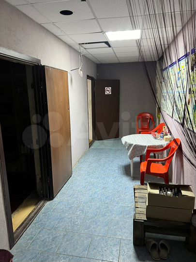 Свободного назначения, 180 м²