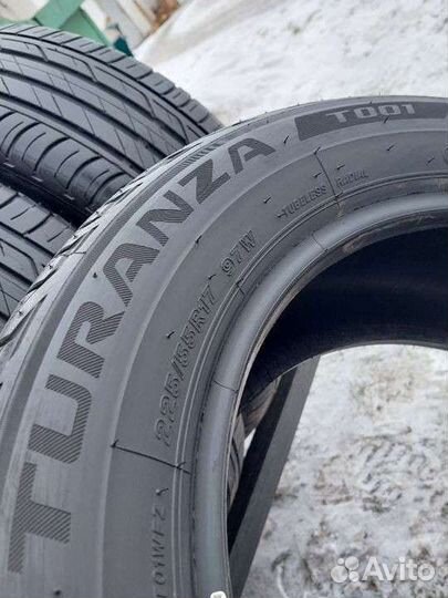 Bridgestone Turanza T001 225/55 R17 97W