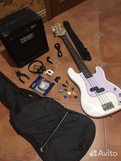 Бас-гитара Irin Press комбо Fender и полный набор