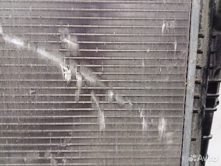 Радиатор охлаждения Renault Logan 2 2014