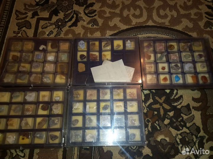 Коллекция камней минералы сокровища земли