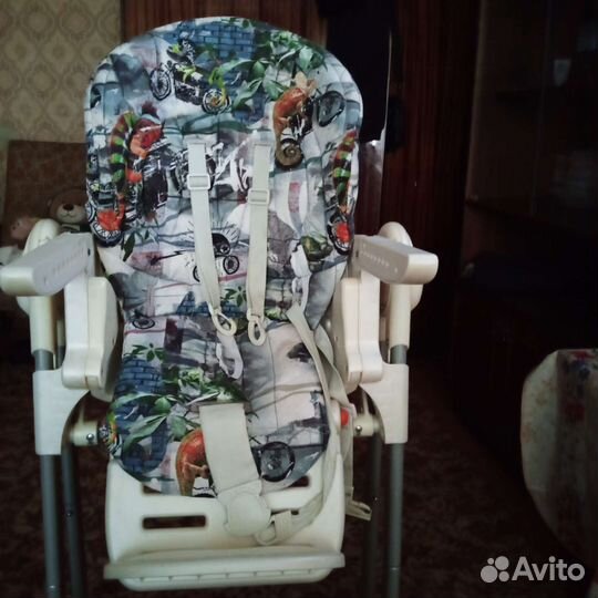 Детский стол для кормления