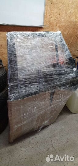 Задняя левая дверь BMW E70