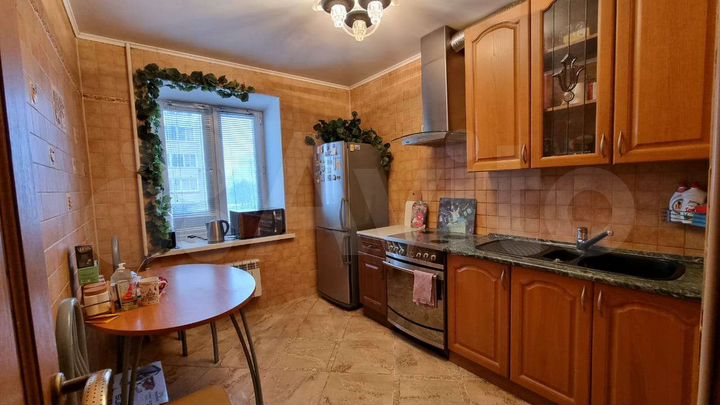 Комната 12 м² в 3-к., 3/8 эт.