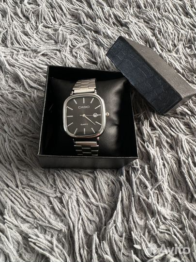 Часы наручные