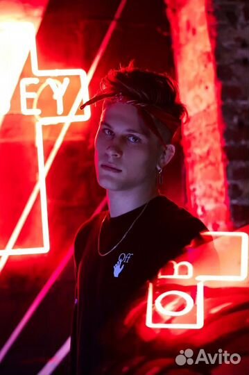 Модель/актер