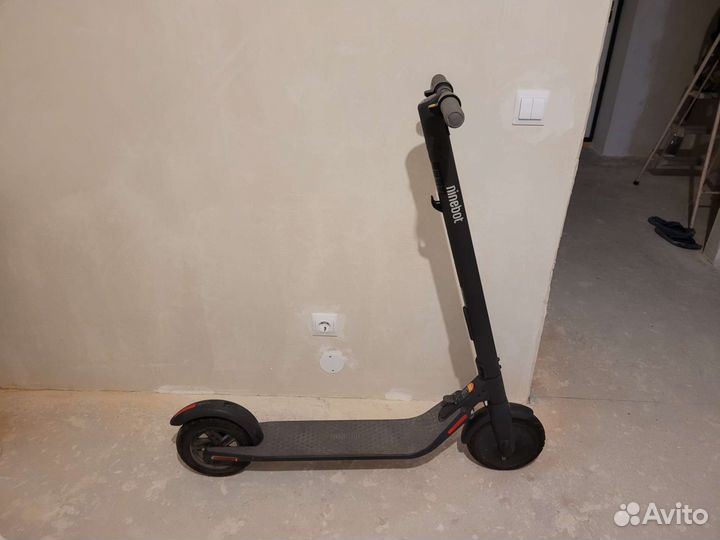 Электросамокат ninebot kickscooter e22
