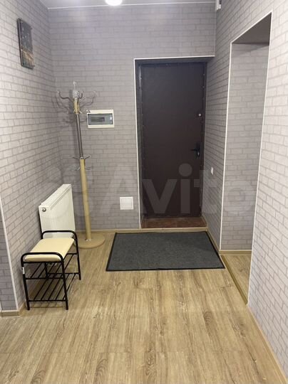 2-к. квартира, 71 м², 1/7 эт.