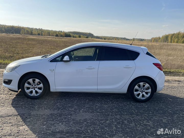 Opel Astra 1.6 МТ, 2014, 168 000 км