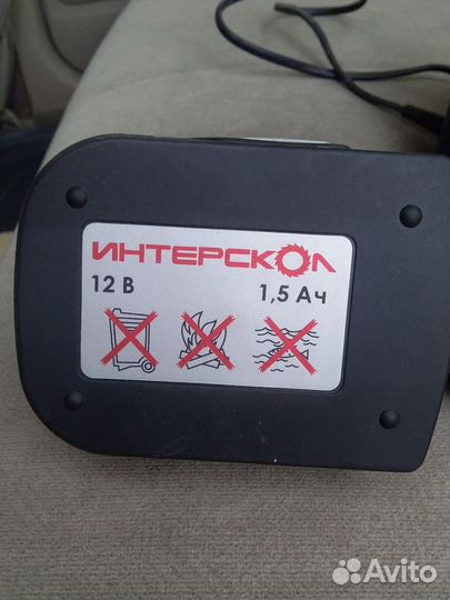 Зарядное устройство для шуруповерта