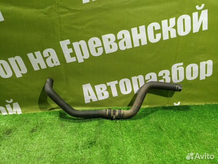 Патрубок системы охлаждения Renault Sandero K7J710