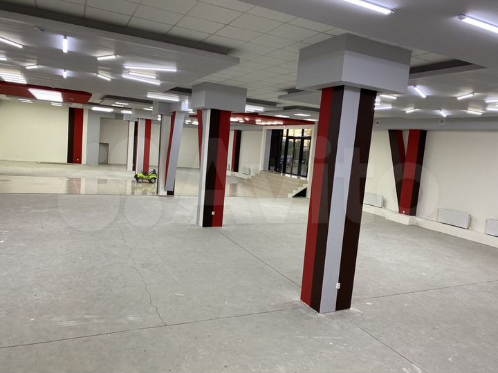 Свободного назначения, 700 м² (центр)