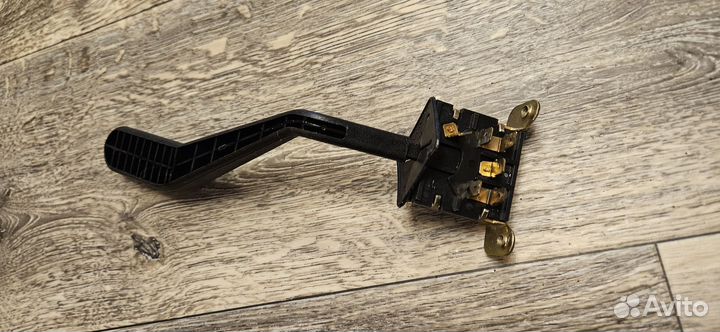 Переключатель поворотов и света газ-3110