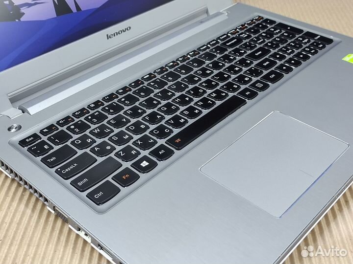 Игровой Lenovo 15/i5/8Gb/SSD/Nvidia GT 2Gb