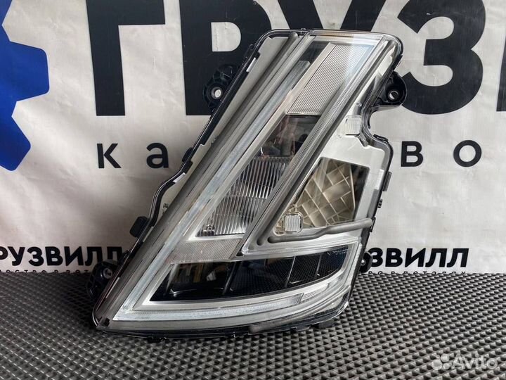 Фара левая Volvo FH5 24056513