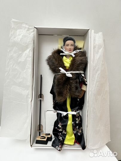 Кукла Tonner по мотивам фильма «Мемуары Гейши»