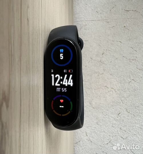 Фитнес-браслет Xiaomi Mi Band 6 NFC