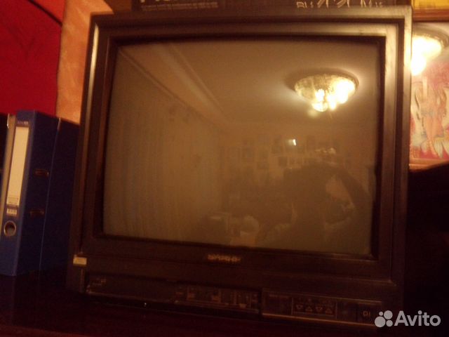 Бу телевизор симферополь. Телевизор Sharp 143x80. Телевизор Sharp Japan. По чему у телевизора Шарп японская вилка.