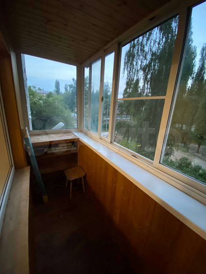 2-к. квартира, 57 м², 3/5 эт.