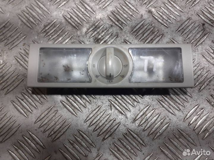 Плафон салонный задний Volkswagen Tiguan