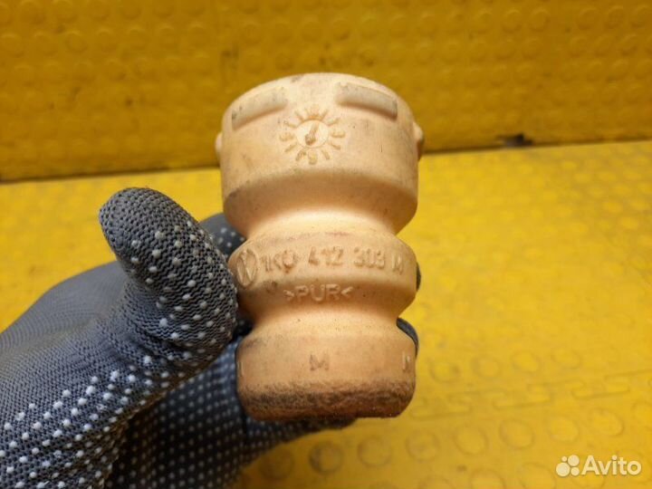 Отбойник передний Skoda Karoq djka 2021