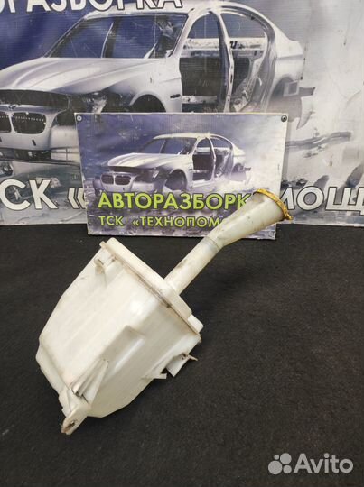 Бачок омывателей Nissan Almera N15