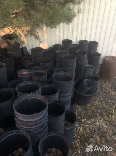 Горшки пластиковые б/у