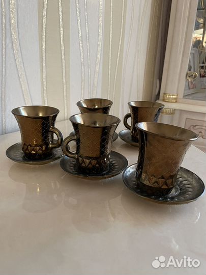Чайно кофейный сервиз Москва 1980 и рюмка СССР