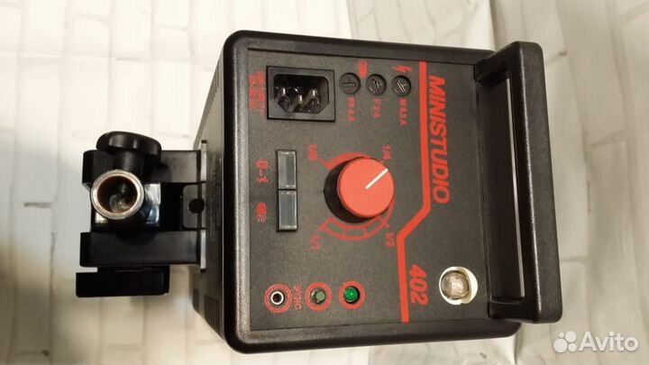 Multiblitz ministudio 402