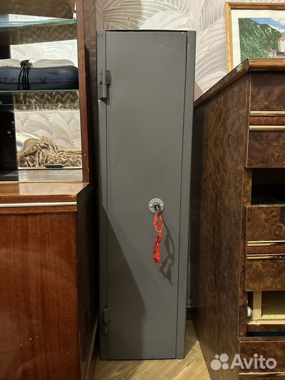 Ящик металлический с замком