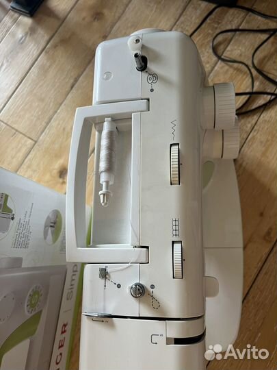 Швейная машинка зингер ножная