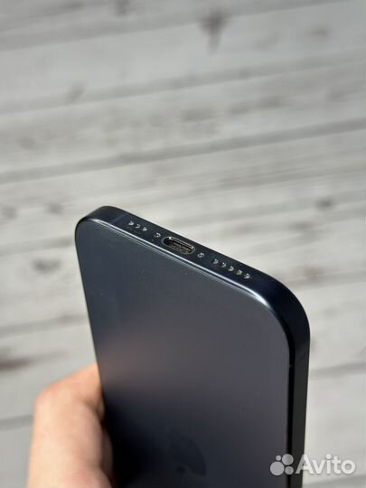 iPhone 15 Pro, 128 ГБ