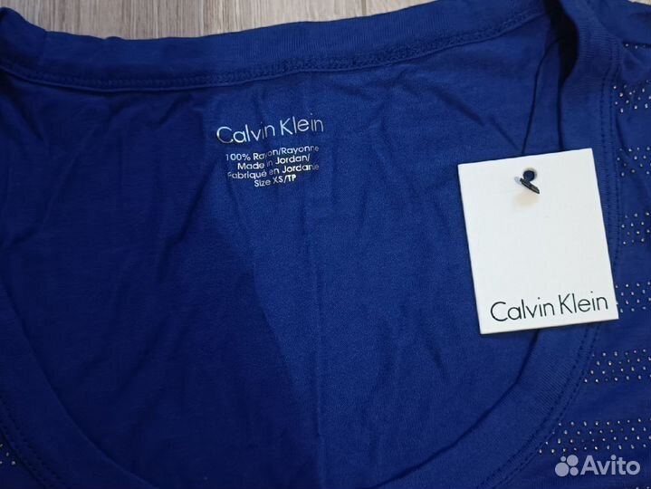 Майка Calvin Klein