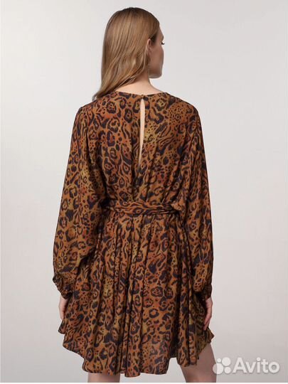 Платье H&M 44 р Новое