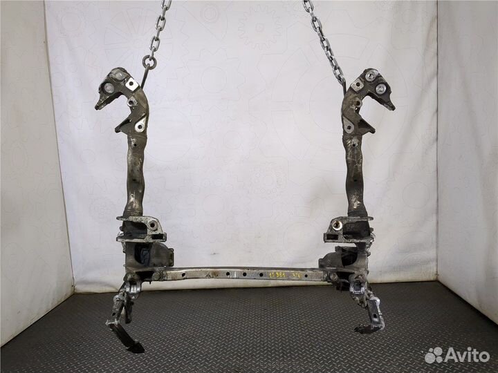 Балка подвески передняя Audi Q5, 2009