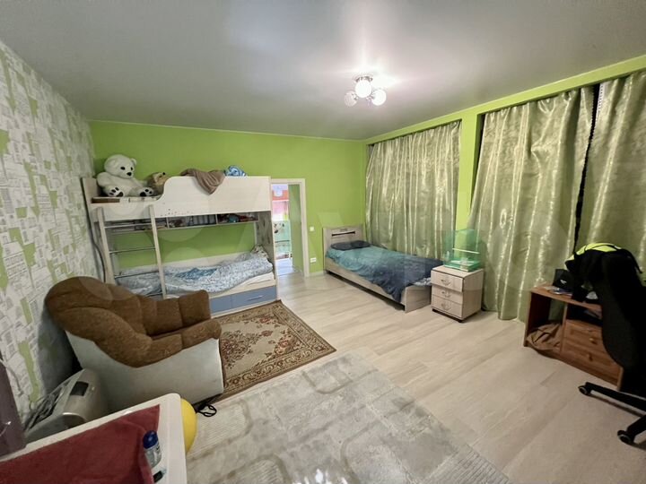 3-к. квартира, 91,3 м², 1/1 эт.