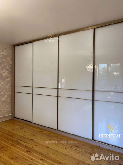 Межкомнатные стеклянные перегородки