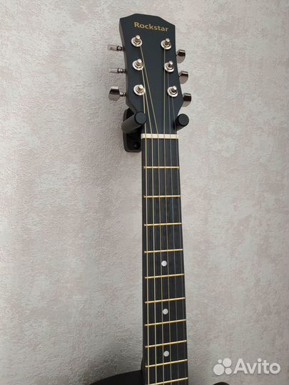 Акустическая гитара. Новая