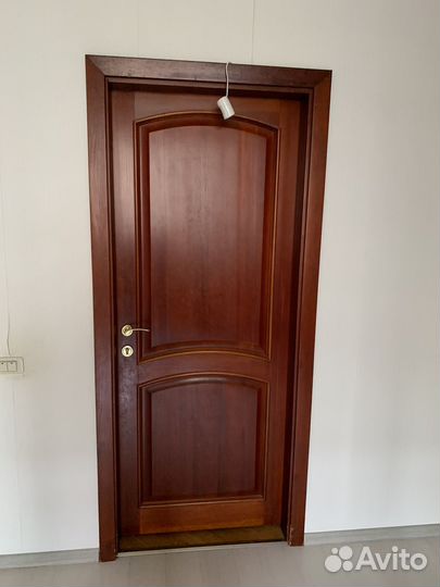 Двери из массива дуба