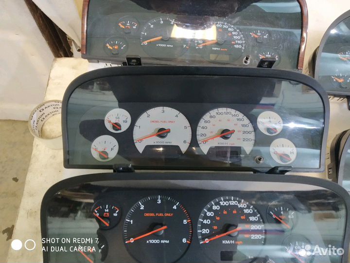 Щиток приборов Jeep Grand Cherokee 99-04