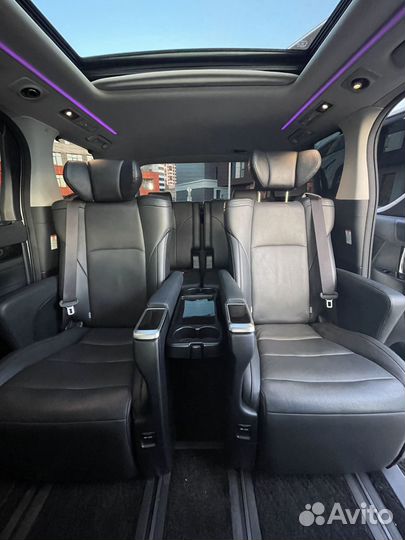 Трансфер в аэропорт Пассажирские перевозки Минивэн