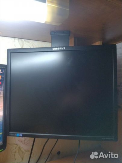 Монитор Samsung