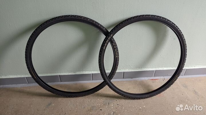 Комплект зимних велосипедных покрышек 700x35C